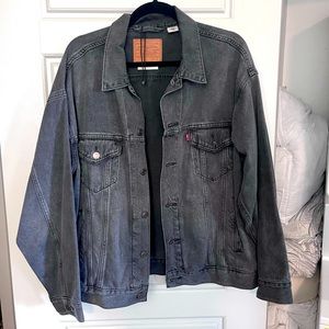 Levi’s 90s trucker denim jacket